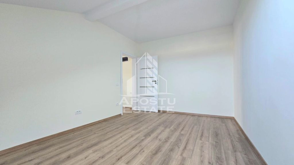 Apartament 3 camere Open space, Giroc, cu Loc de parcare