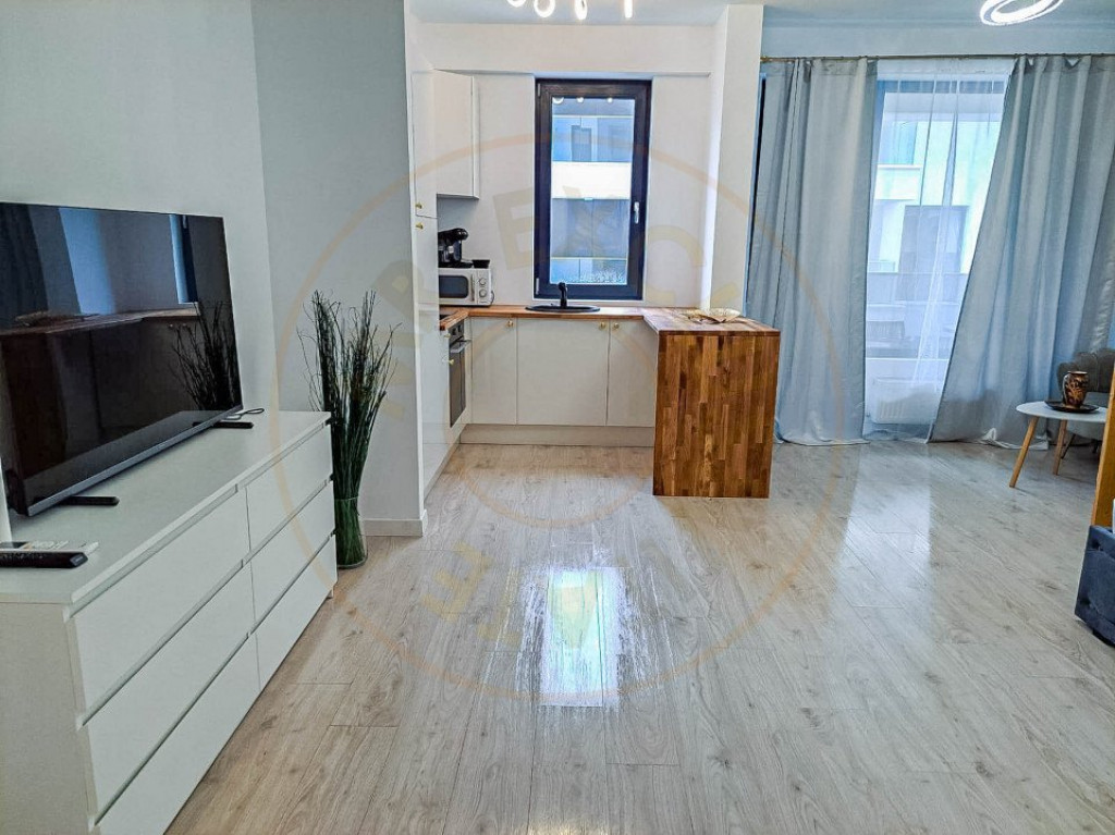 Studio Pipera Residence 5