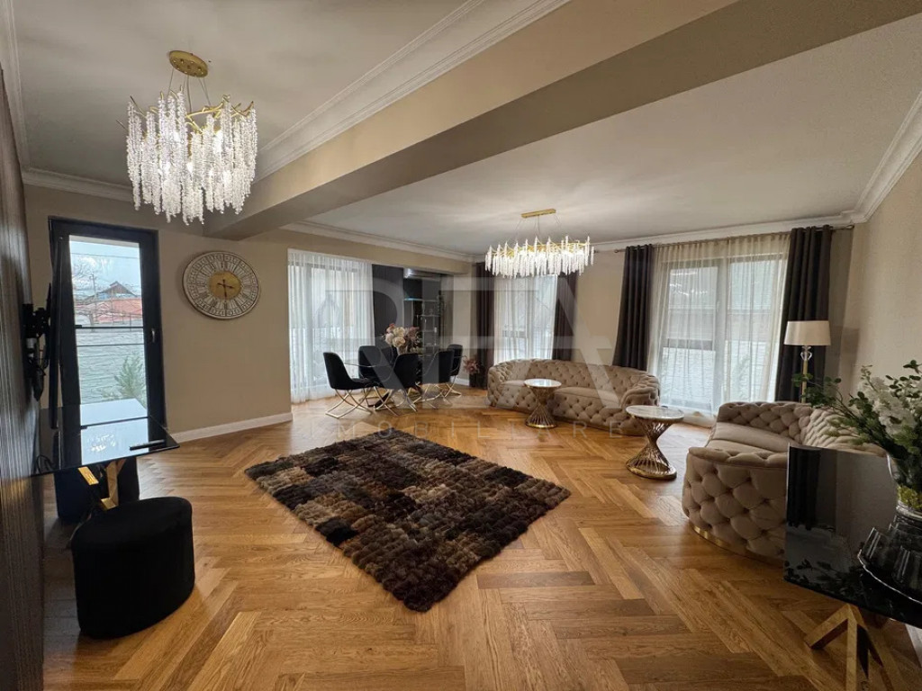 3 Camere | 111,8 mp + Curte Privată 160 mp | Finisaje Premi