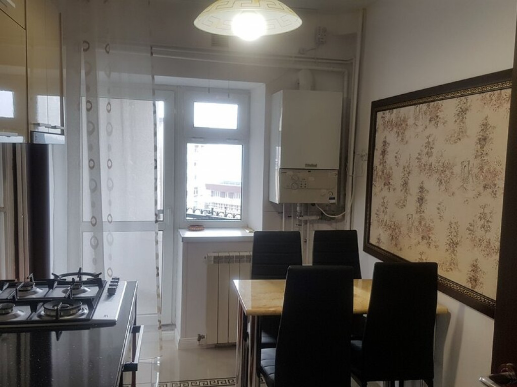 Apartament 3 camere zona Libertati ,Palatul Parlamentului