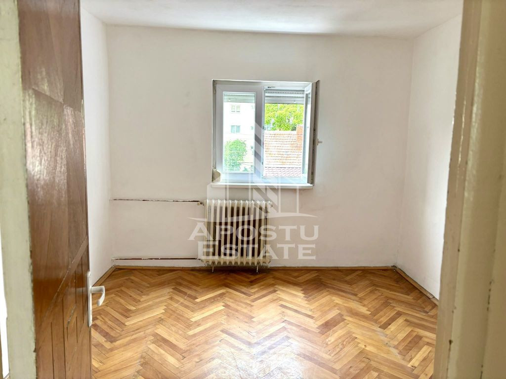 Apartament 2 camere, etaj intermediar, zona Sagului