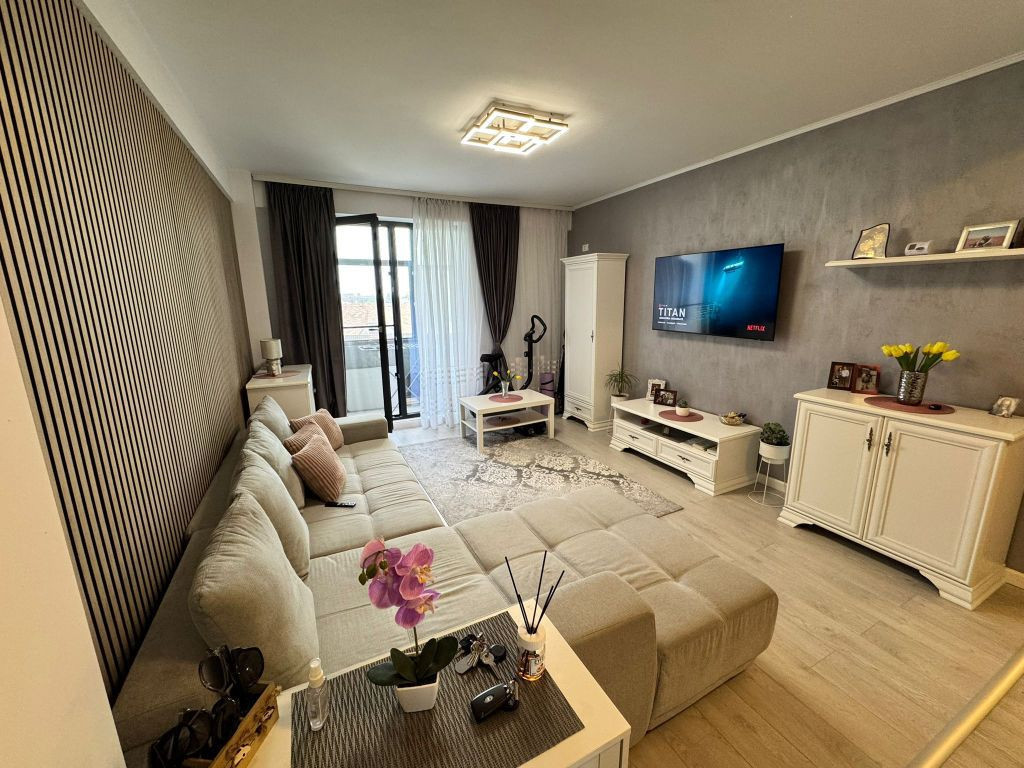 Apartament 2 camere decomandat Cumpana