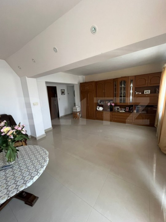 Apartament de vanzare, cu 3 camere, 86mp , Campia Turzii zon