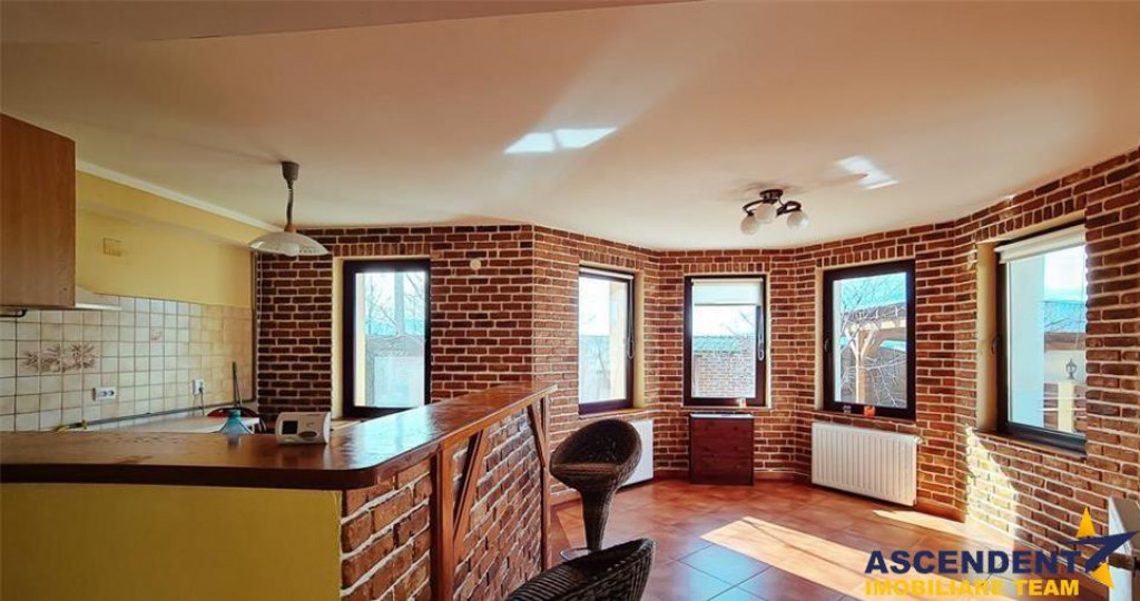 Deosebita rezidenta,cu garaj si speciale facilitati,Stupini,