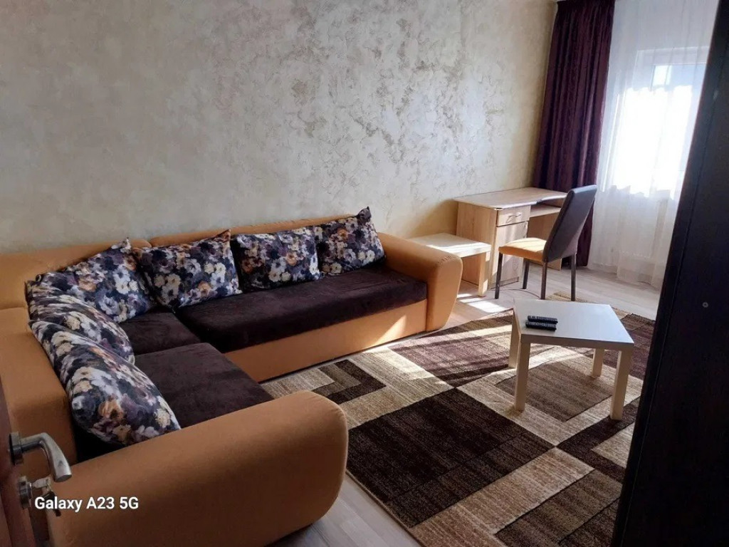 Apartament 2 camere de inchiriat zona Dacia, CENTRALA GAZ