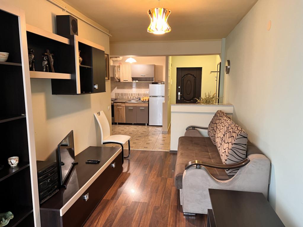 Ap nou 2 camere prelungirea Viteazu et 4 cu lift