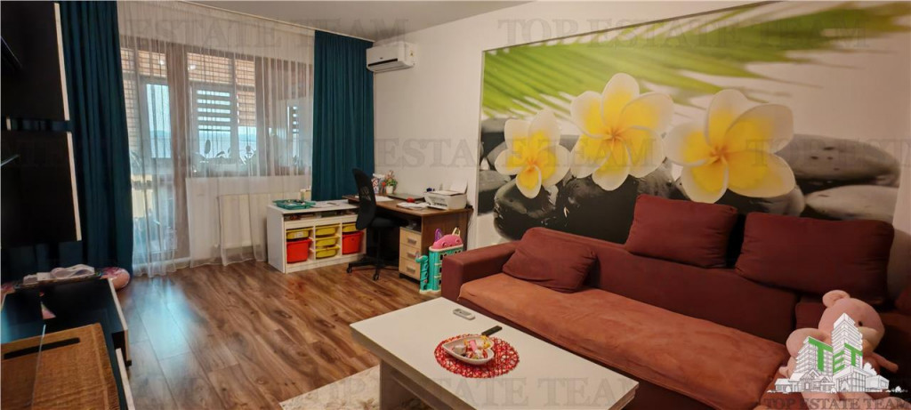 Apartament cu 3 camere, complet mobilat/utilat si loc de par