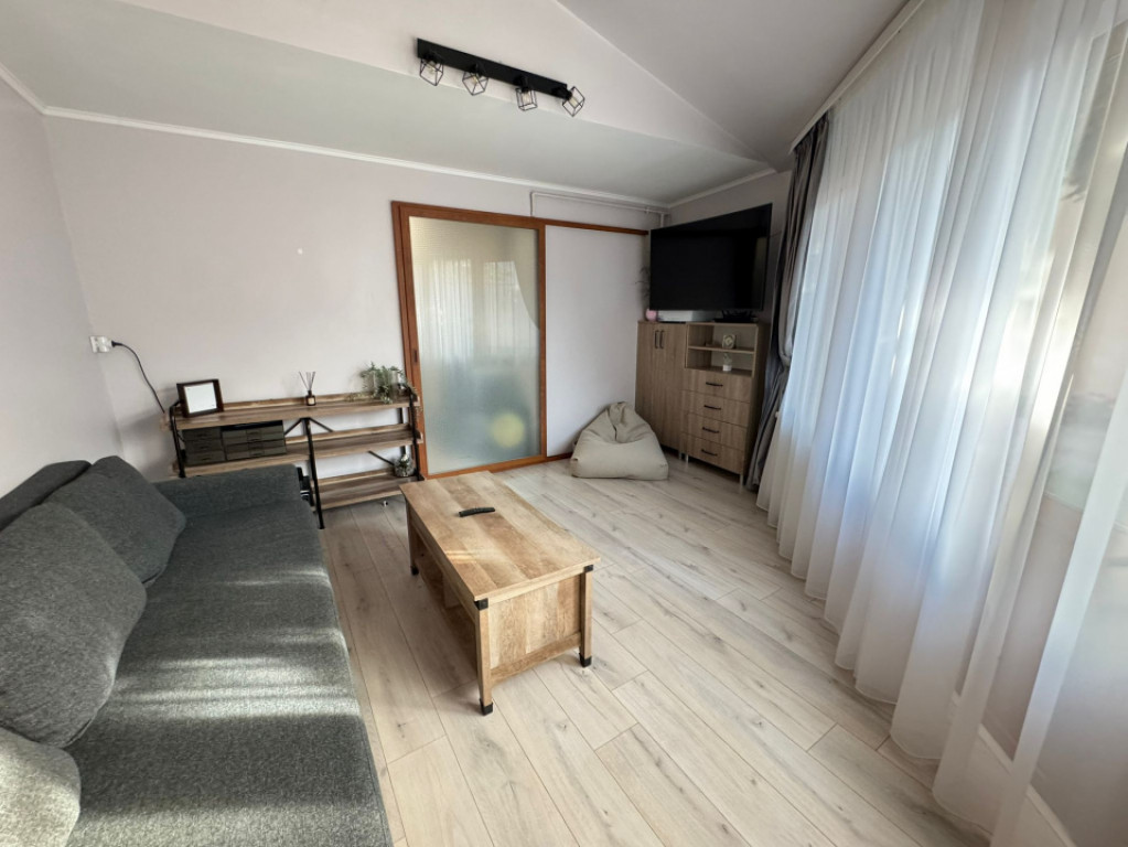 Delfinariu apartament 2 camere in vila parter loc parcare te