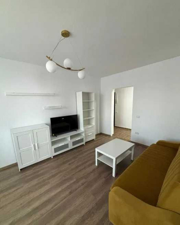 Apartament 3 camere / zona Eroii Revolutiei / Centrala propr