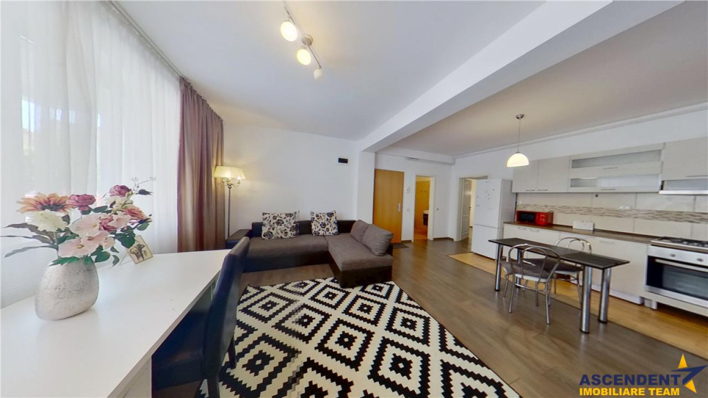 OFERTA REZERVATA!!Oaza vintage Ultracentrala, 40mp terasa pa