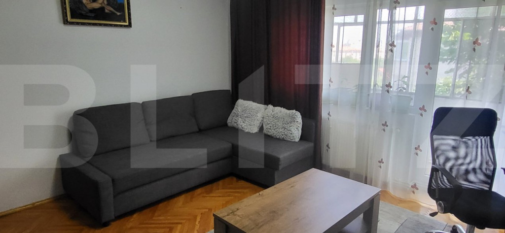 Apartament de vanzare, cu 2 camere, 61 mp, zona Traian