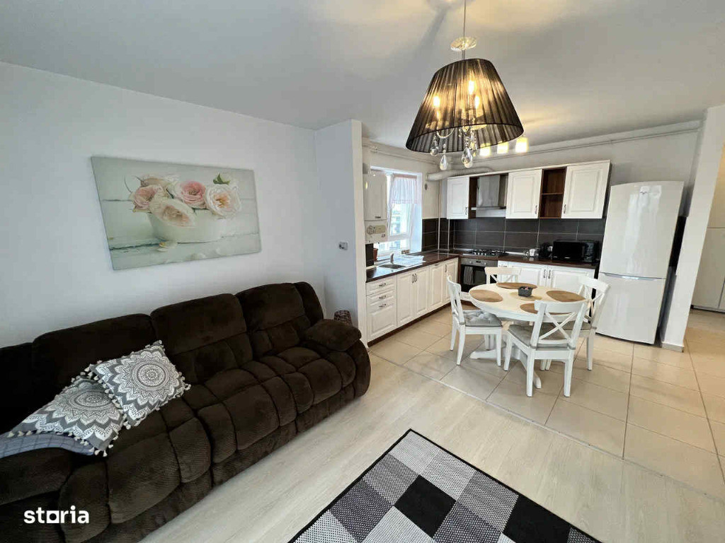 Apartament 3 camere, decomandat - zona Avantgarden