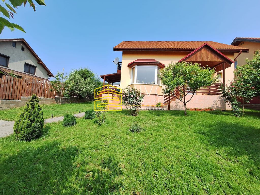 Casă singur în curte – Sântana de Mureș – Str. Ci...