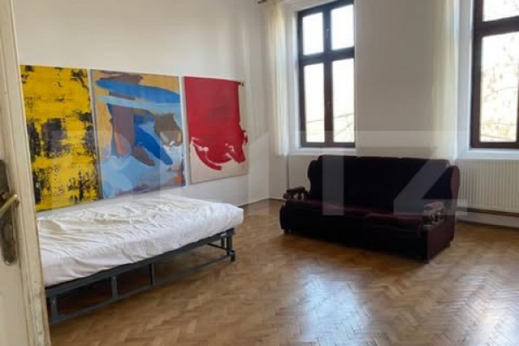 Spatiu birou de inchiriat, cu 3 camere, 105 mp, spatios, zon