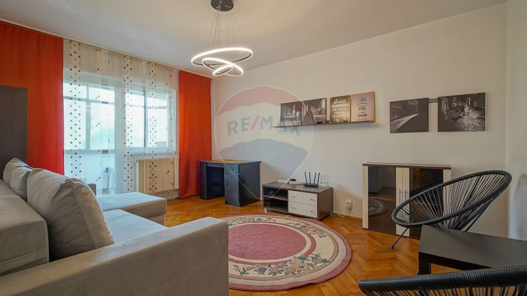 Apartament cu 2 camere de închiriat în zona Racadau