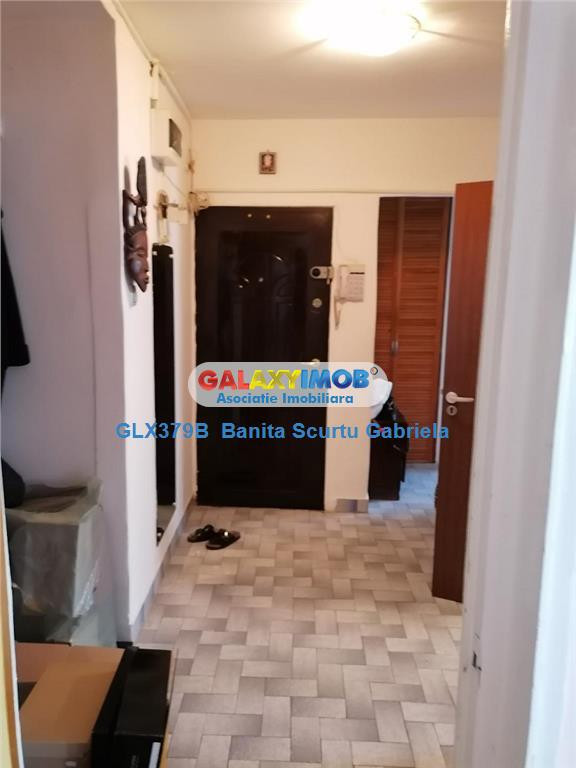 Apartament 3 camere ,etaj 4 din 8, an1981, zona Chisinau