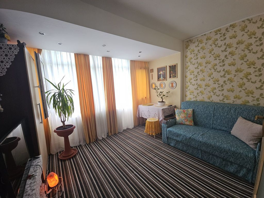 Garsoniera 36 mp, Metrou Costin Georgian