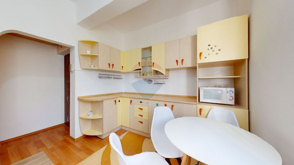 Garsoniera de inchiriat in zona Tractorul | Strada Oltet 28