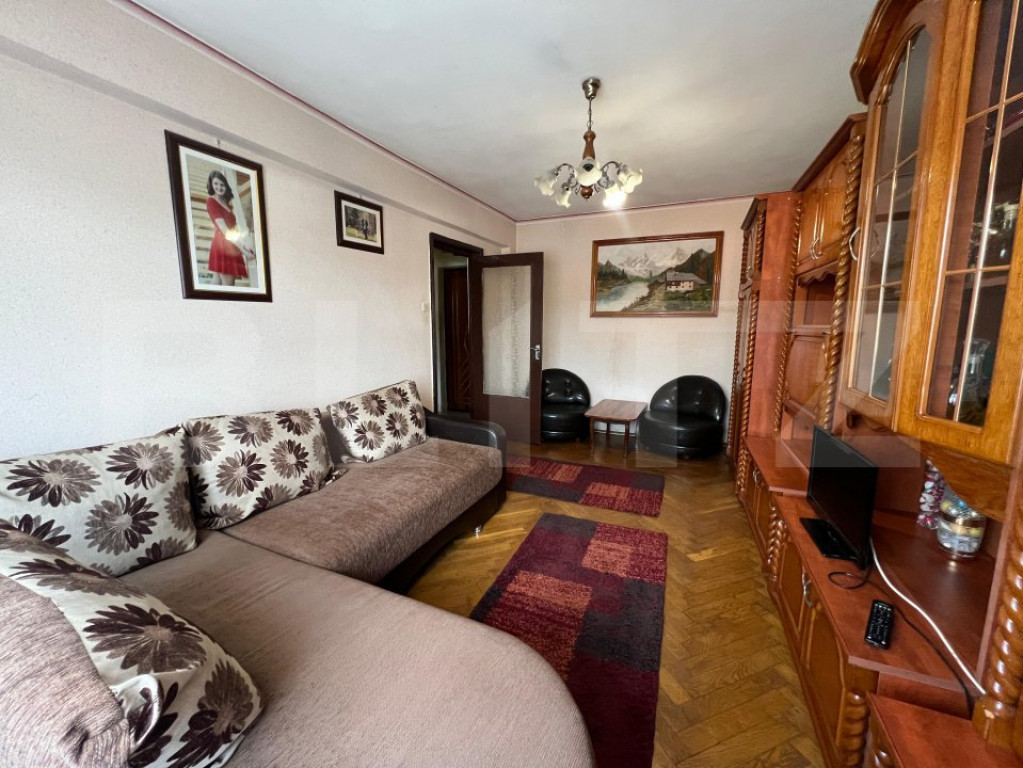 Apartament cu 3 camere, priveliște panoramică și comparti
