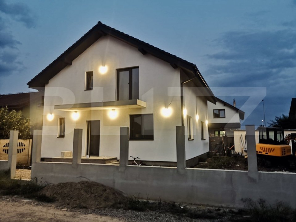 Casă spațioasă, 169 mp, 4 camere, terasă, Micești, Oriz