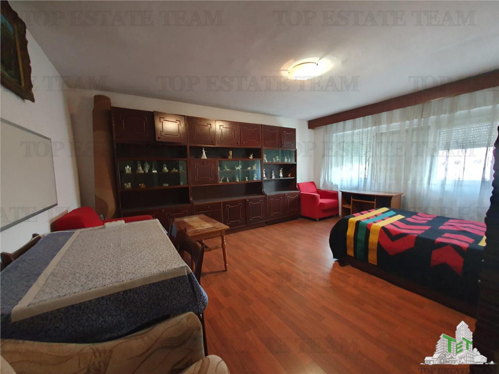 Apartament 3 camere spatios si boxa in Murfatlar Constanta L