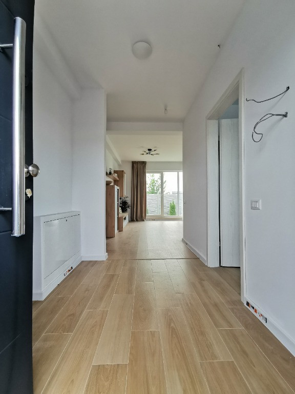 Casa cu 4 camere | pozitie excelenta | Singulara pe parter