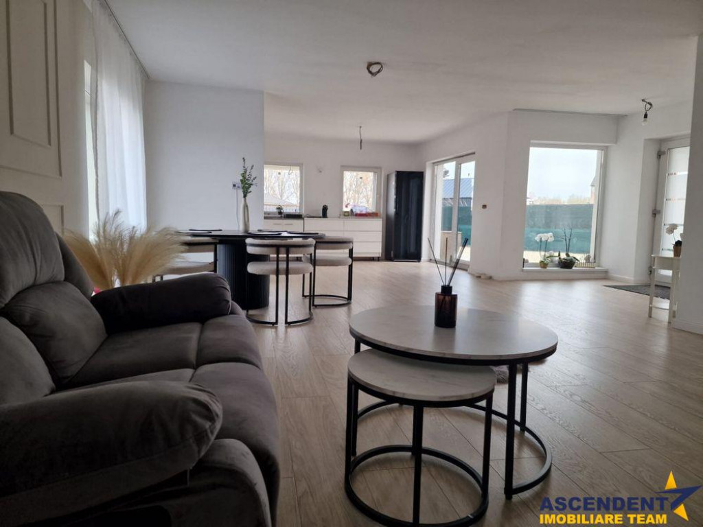 Casa pe parter, incalzire pardoseala, Clasa A, 900mp teren,