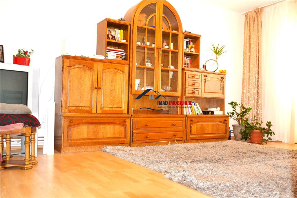 Mega Oportunitate! apartament cu 3 cam in Targoviste - Micr
