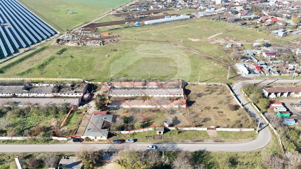 Casa 156mp | Teren 4464mp | 3 Hale | Buda | Proximitate DN 1