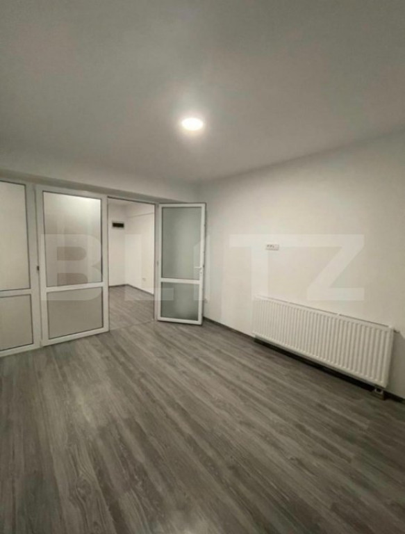 Apartament 3 camere, 63 mp, etaj intermediar, zona Tractorul