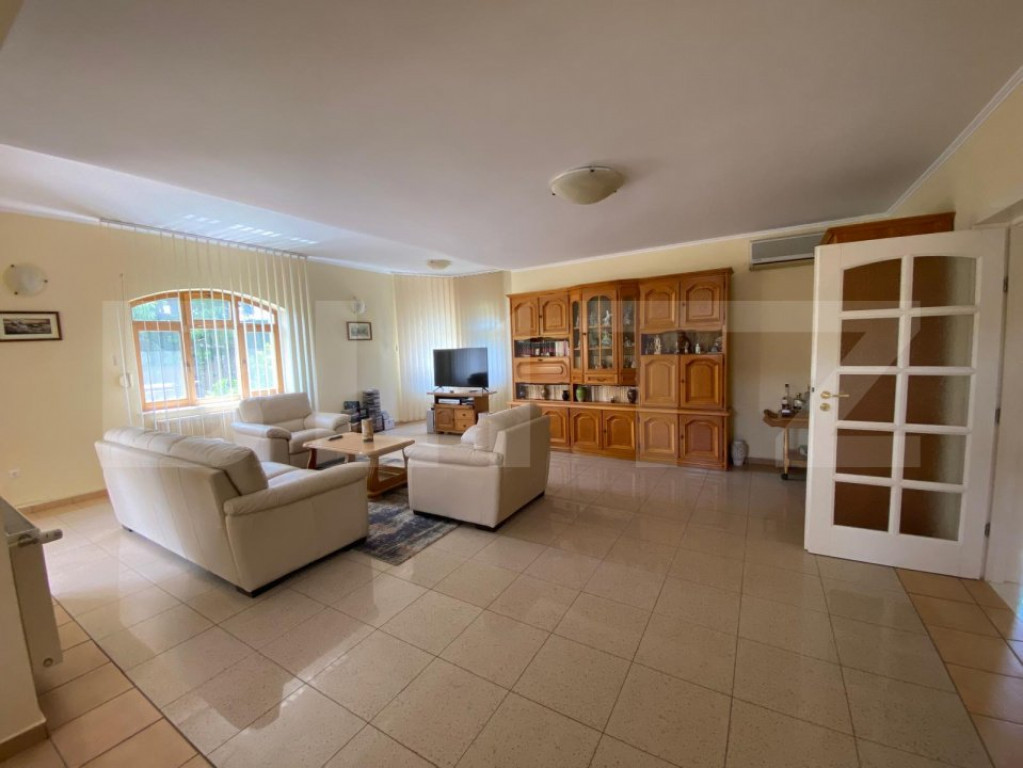Vila deosebită 260mp utili, 800mp teren - Bucium, Iași