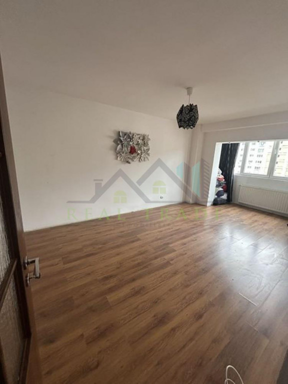 Apartament 3 camere decomandat Racadau, Brasov
