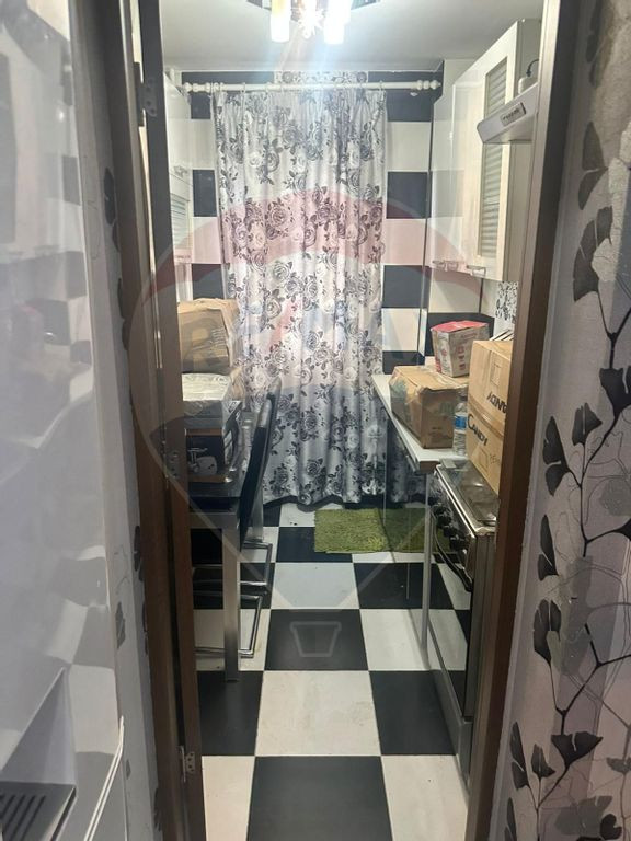 Apartament cu 2 camere de vânzare în zona Craiovita Noua