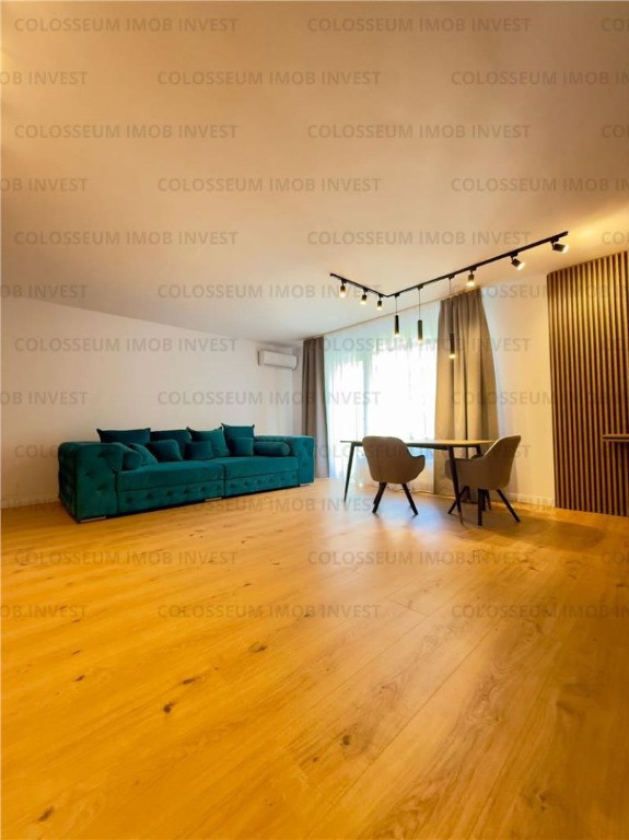 Apartament 3 camere,2 bai+curte 70 mp-zona Tractorul.