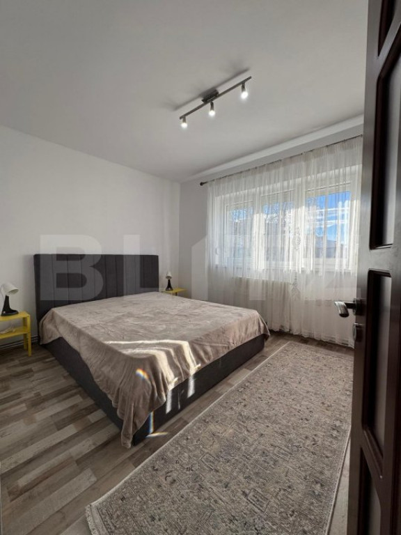 Apartament 2 camere, 50 mp, renovat complet, zona George Ene