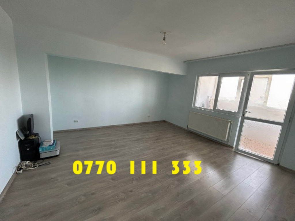 Apartament 1 camera, transformat in doua camere, zona Vidin