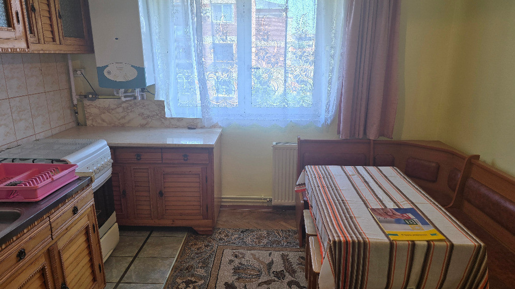 Vand garsoniera cu 2 camere in Deva, Gojdu (str. Viitorului), etaj 3