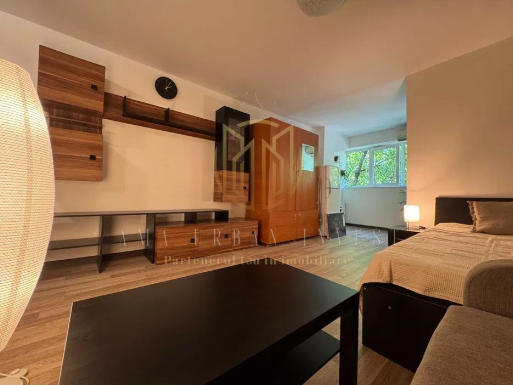 Piata Iancului vand garsoniera 31mp 67500 eur