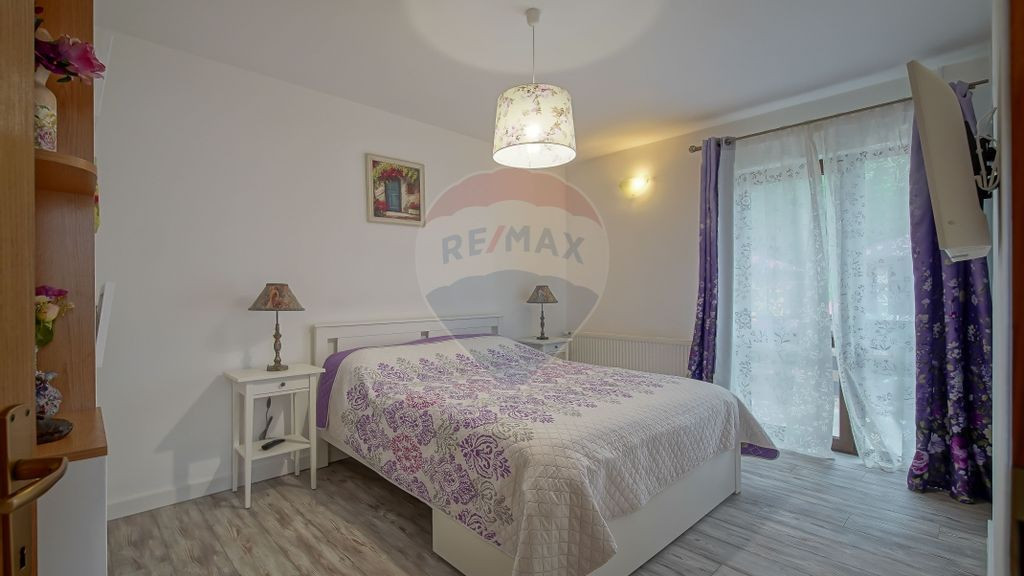 Proprietate cu stil la poalele muntelui - liniște și in...