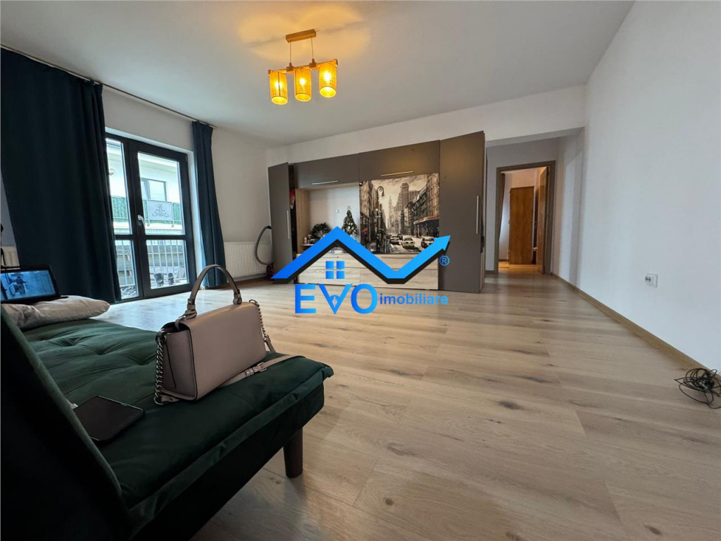 Apartament cu 2 camere, decomandat , plus gradina , Valea Lu