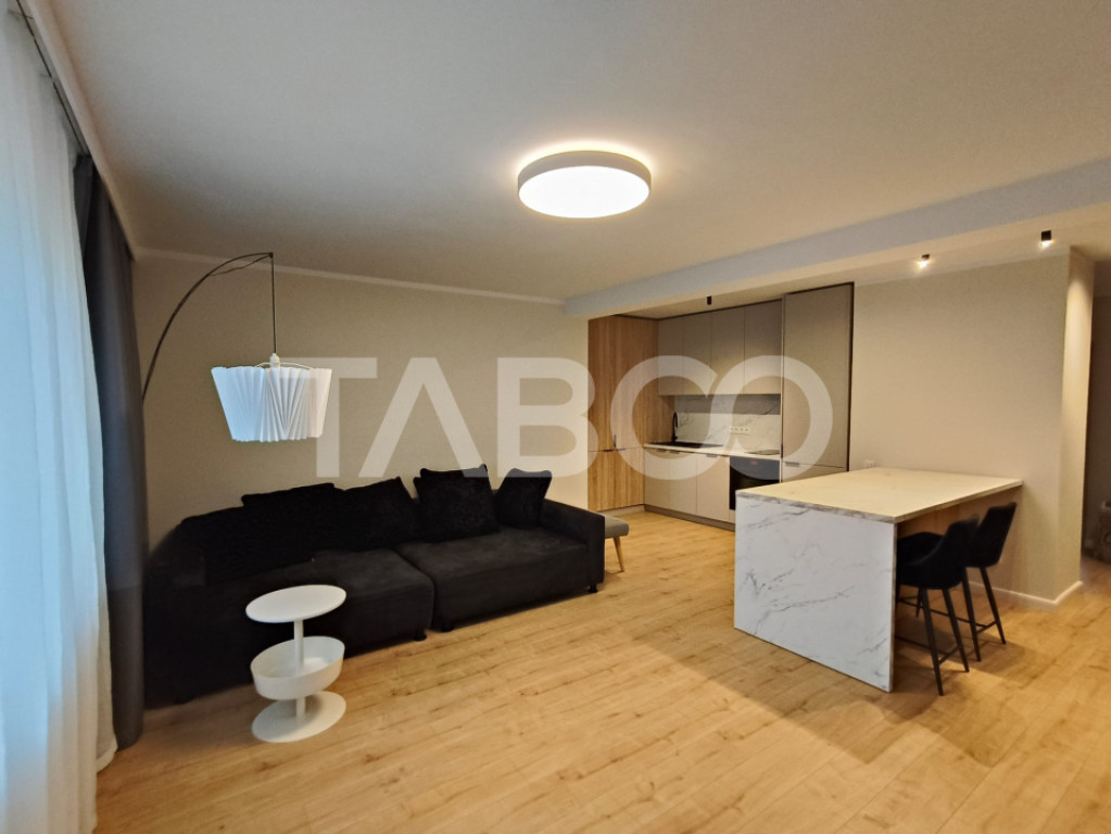 Apartament de inchiriat renovat mutare imediata 68 mpu Stran