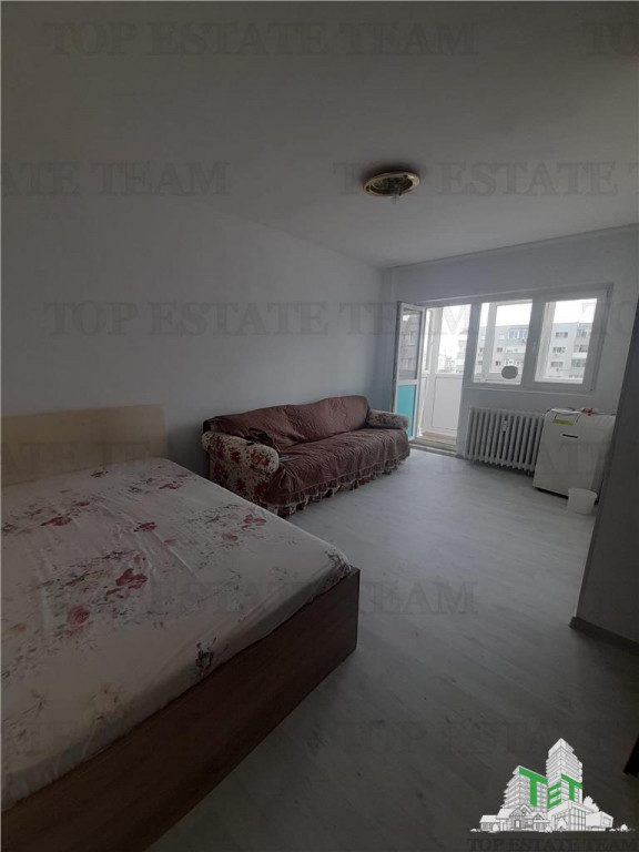 Bd Basarabiei Spitalul Judetean Ilfov, bloc anvelopat, din 1