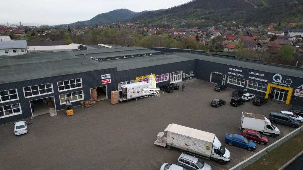 Spațiu comercial / Hala de închiriat renovata total