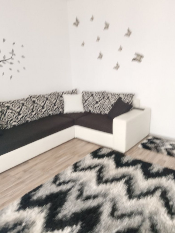 2 camere Avantgarden -460 Euro