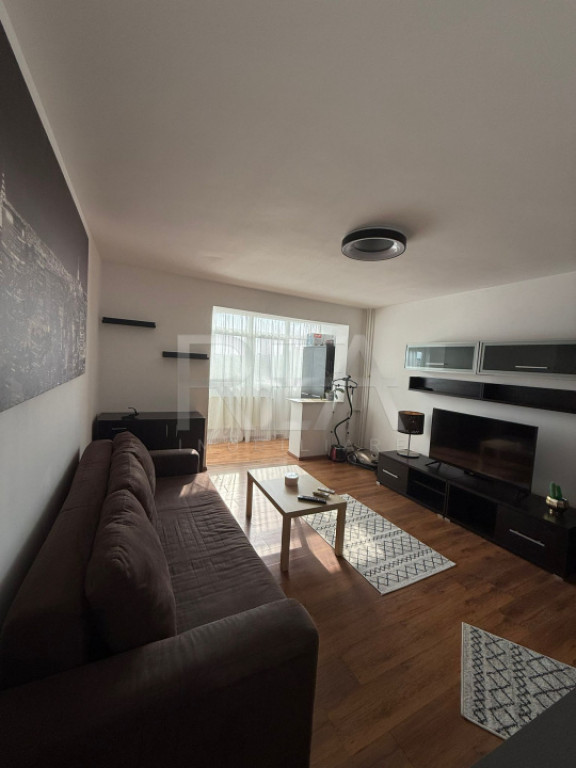 Garsoniera - Titan - decomandat - renovat - metrou