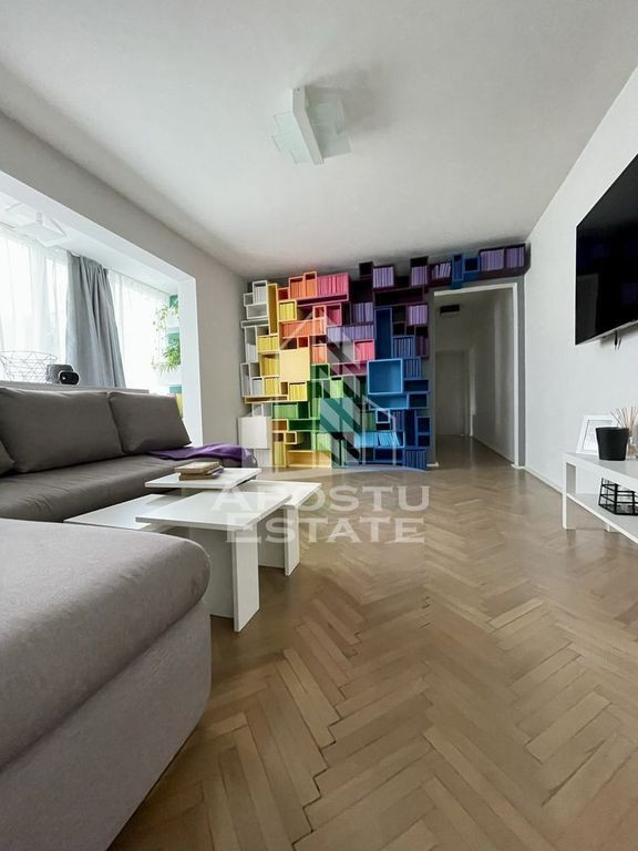 Apartament cu 3 camere,renovat,in zona Circumvalatiunii.