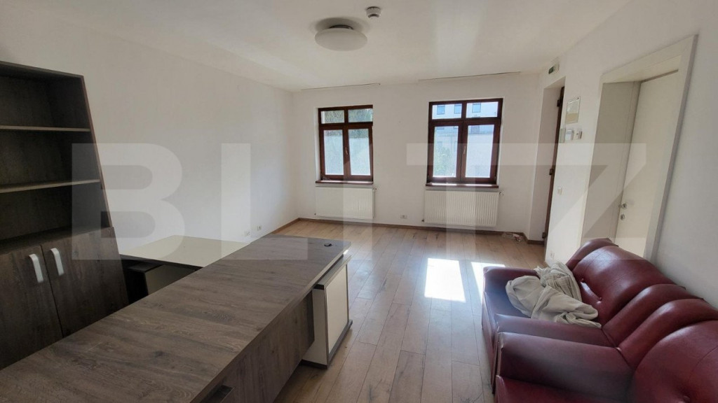 Spatiu birouri, de inchiriat, 49 mp, zona Centrala