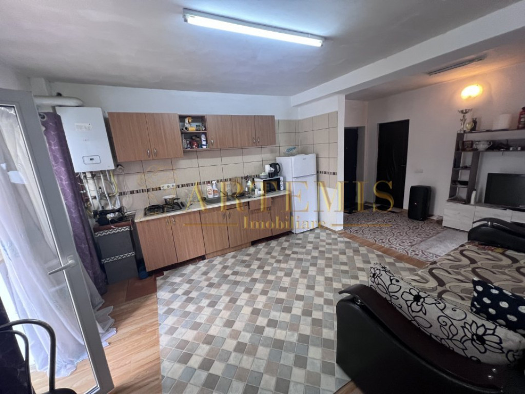 Apartament de 2 camere, 52 mp., zona Buna Ziua