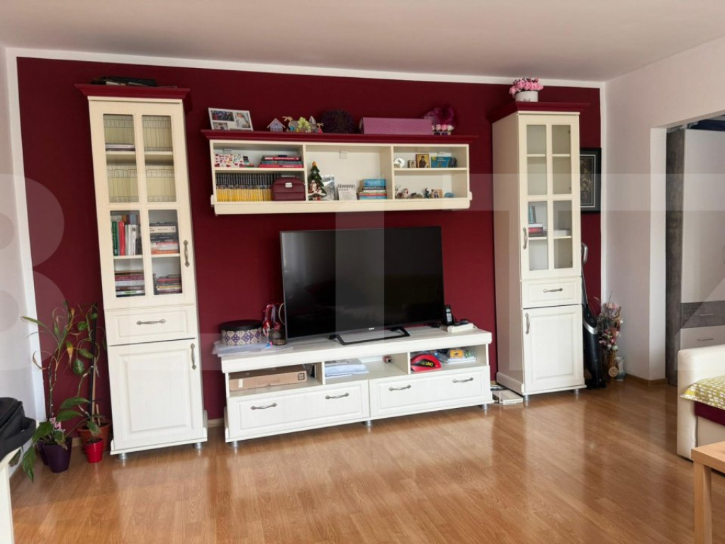 Apartament de vanzare, cu 3 camere, 73 mp, Soarelui