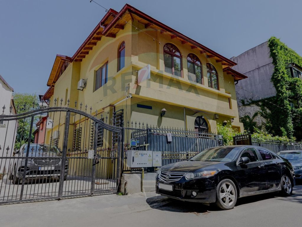 Vilă moderna de închiriat zona Dacia